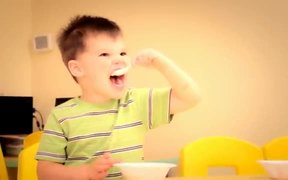 First Time Ice Cream - Kids - VIDEOTIME.COM