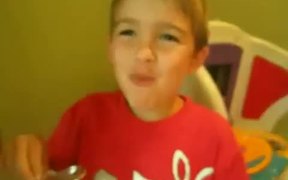 Little Boy Cinnamon Challenge - Kids - VIDEOTIME.COM