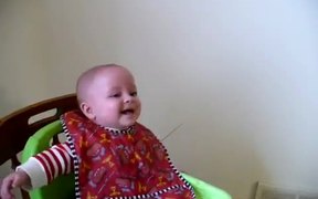 Twins Happy And Sad - Kids - VIDEOTIME.COM