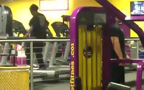 Treadmill Dancer - Fun - VIDEOTIME.COM