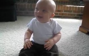 Baby Laughing At The Vacuum - Kids - VIDEOTIME.COM