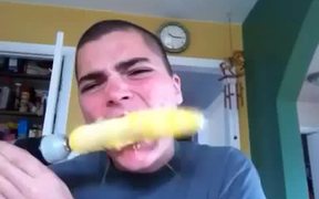 Eat Corn In 10 Seconds - Fun - VIDEOTIME.COM