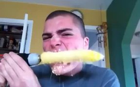 Eat Corn In 10 Seconds - Fun - VIDEOTIME.COM