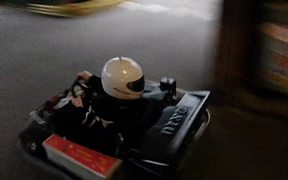Parking A Go Kart - Kids - VIDEOTIME.COM
