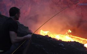 Roasting Marshmallows On Volcano - Weird - VIDEOTIME.COM