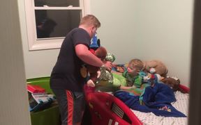 What An Amazing Big Brother - Kids - VIDEOTIME.COM