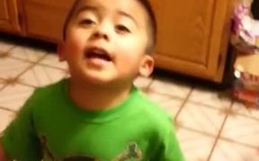 Boy Has To Argue About Everything - Kids - VIDEOTIME.COM