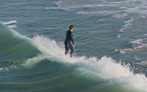 Man Surfing a Wave - Sports - VIDEOTIME.COM