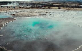 Steaming Hot Spring in Iceland - Fun - VIDEOTIME.COM