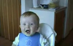 Kid Laugh - Kids - VIDEOTIME.COM