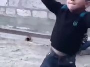 The Kid Has Got Some Serious Moves - Kids - Y8.COM