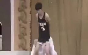 Just A Japanese Way Of Playing Basketball - Fun - VIDEOTIME.COM