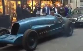 Vintage Sports Car A Weapon Against Neighbors