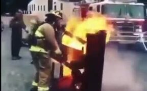 When Your Music Is Absolute Fire! - Weird - VIDEOTIME.COM