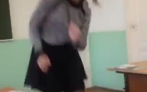 Trash Dancing Be Like - Fun - VIDEOTIME.COM