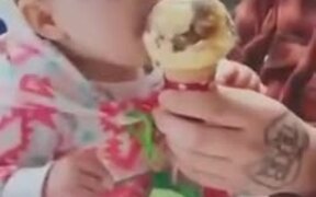 Baby Eats Ice Cream For The First Time - Kids - VIDEOTIME.COM
