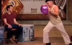 Absolutely Amazing Miming With A Balloon! - Fun - VIDEOTIME.COM