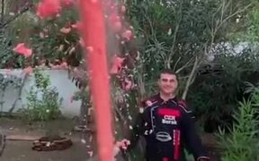 Cool Experiment With A Watermelon! - Fun - VIDEOTIME.COM