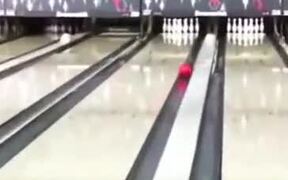 How Master Bowlers Play