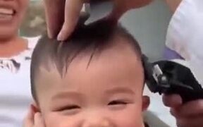 Giggling Baby Getting A Haircut - Kids - VIDEOTIME.COM