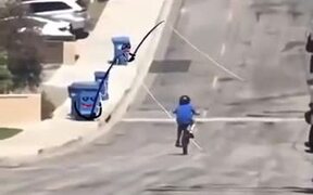 Garbage Cans Fishing For Humans On The Road - Fun - VIDEOTIME.COM