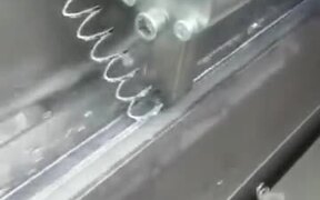Satisfactory Metal Shaving By Machine - Tech - VIDEOTIME.COM