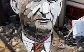 Thomas Bata Sculpture With Shoes - Fun - VIDEOTIME.COM