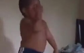 Kid Full Of Swag Dancing Like A Boss - Kids - VIDEOTIME.COM