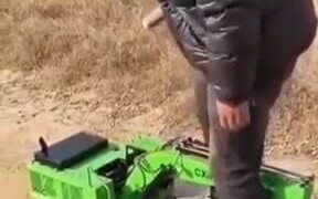 Very Strong Toy Excavator