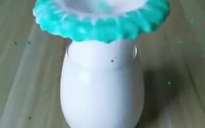 An Egg Drop Can Be So Satisfying