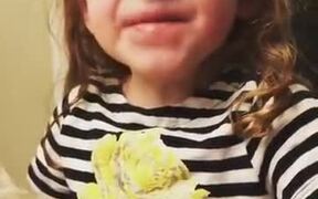 The Sweetest Little Girl You Will Find - Kids - VIDEOTIME.COM