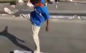 Kid Pulls Off The One-Legged Skateboard Landing - Sports - VIDEOTIME.COM