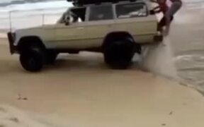 The Most Dramatic Accident Ever - Fun - VIDEOTIME.COM