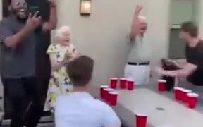 Grandpa Is The Real OG Of Throwing Balls In A Cup - Fun - VIDEOTIME.COM