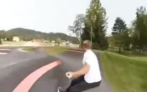 Cool Skateboarding In A Loop