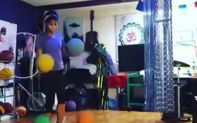 Basketball Bouncing Skills - Fun - VIDEOTIME.COM