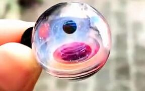 Beautiful Glass Art That Looks Like The Galaxy