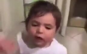 Italian Toddler Talks Like An Adult - Kids - VIDEOTIME.COM