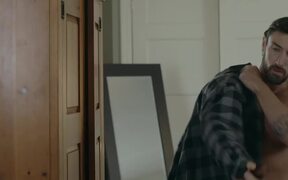 Christmas Collision Official Trailer - Movie trailer - VIDEOTIME.COM