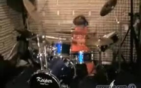Terrific Drummer - Kids - VIDEOTIME.COM
