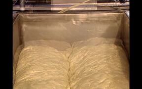 Bread - How It's Made - Tech - VIDEOTIME.COM