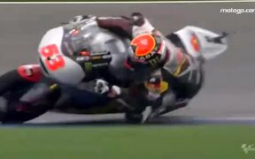 Motorcycles Falling - Sports - VIDEOTIME.COM