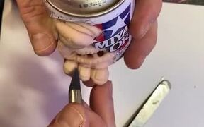 Guy Makes Monster Out of Tin Can Using Clay - Fun - VIDEOTIME.COM