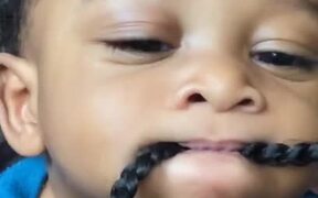 Baby Chews on Braided Hair - Kids - VIDEOTIME.COM