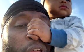 Son Hangs on by a Nose - Kids - VIDEOTIME.COM
