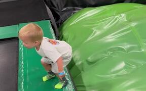 Little Boy Attempts Backflip at Trampoline Park - Kids - VIDEOTIME.COM