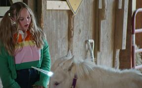 A Unicorn for Christmas Official Trailer - Movie trailer - VIDEOTIME.COM