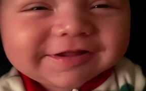 Mommy Soothes Irritable Baby With Singing - Kids - VIDEOTIME.COM