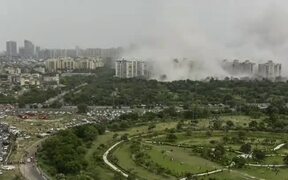 Timelapse Footage of Tower Demolition In Noida - Fun - VIDEOTIME.COM