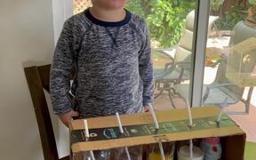 Smart & Calm Boy Puts Up A Brilliant Performance - Kids - VIDEOTIME.COM